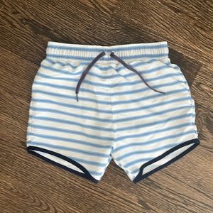 Minnow Boys Boardies swim trunks size 7-8